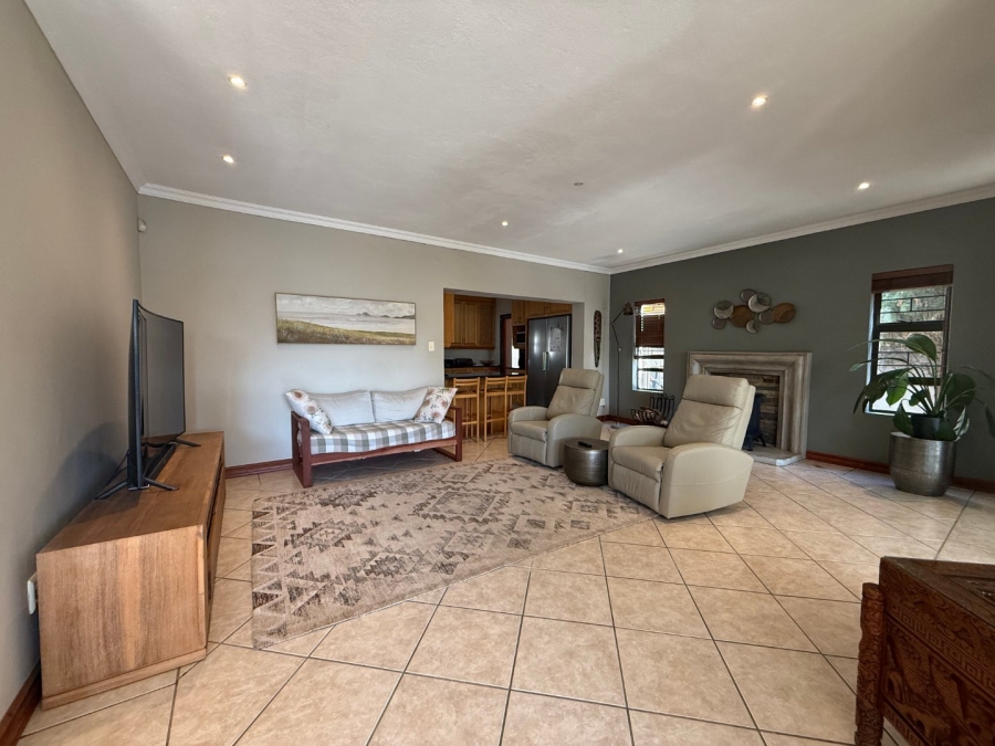 4 Bedroom Property for Sale in Birdwood Estate North West